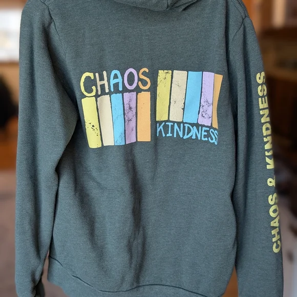 Green Kids Hoodie with Heart Graphic - Picture 2 of 2